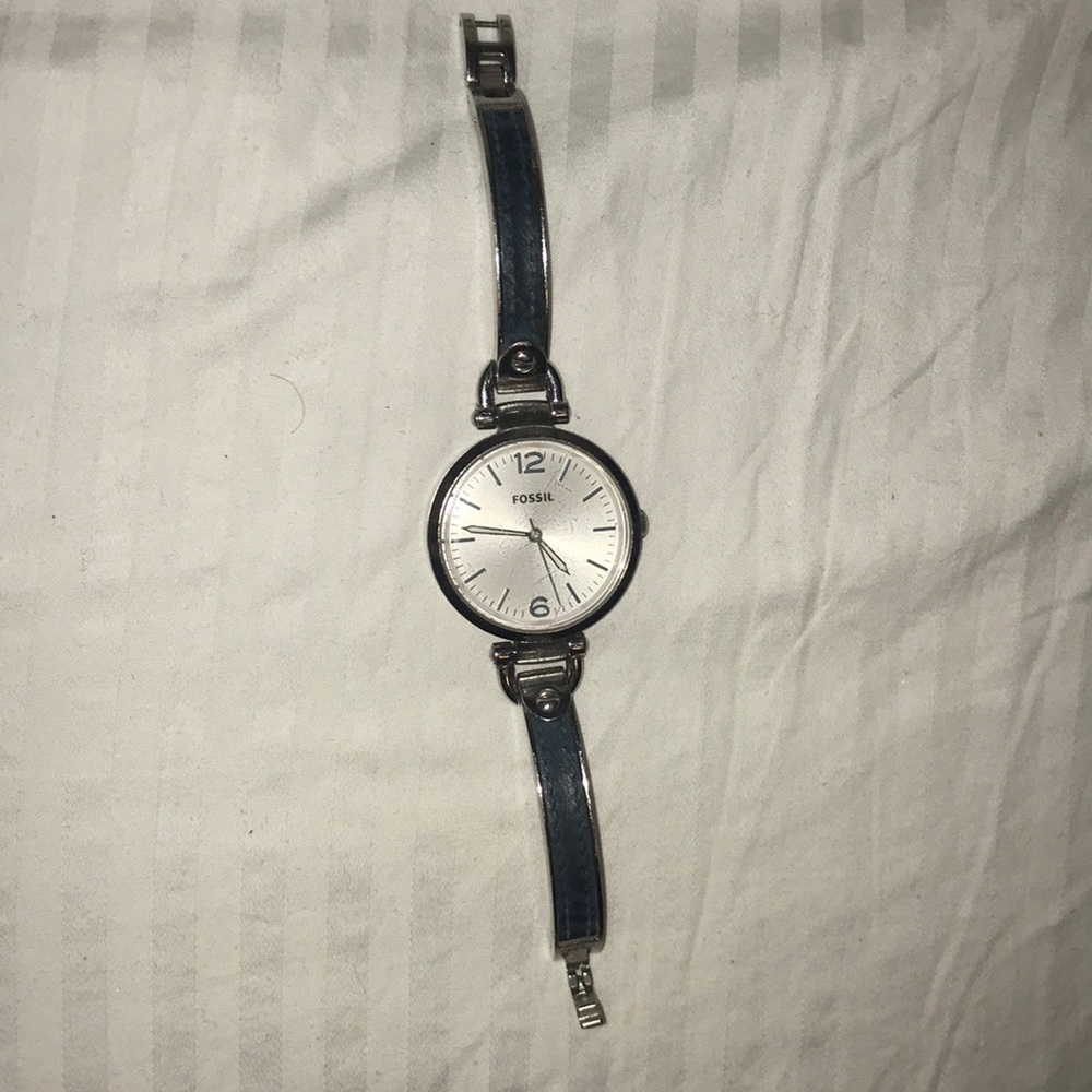 Women’s fossil watch